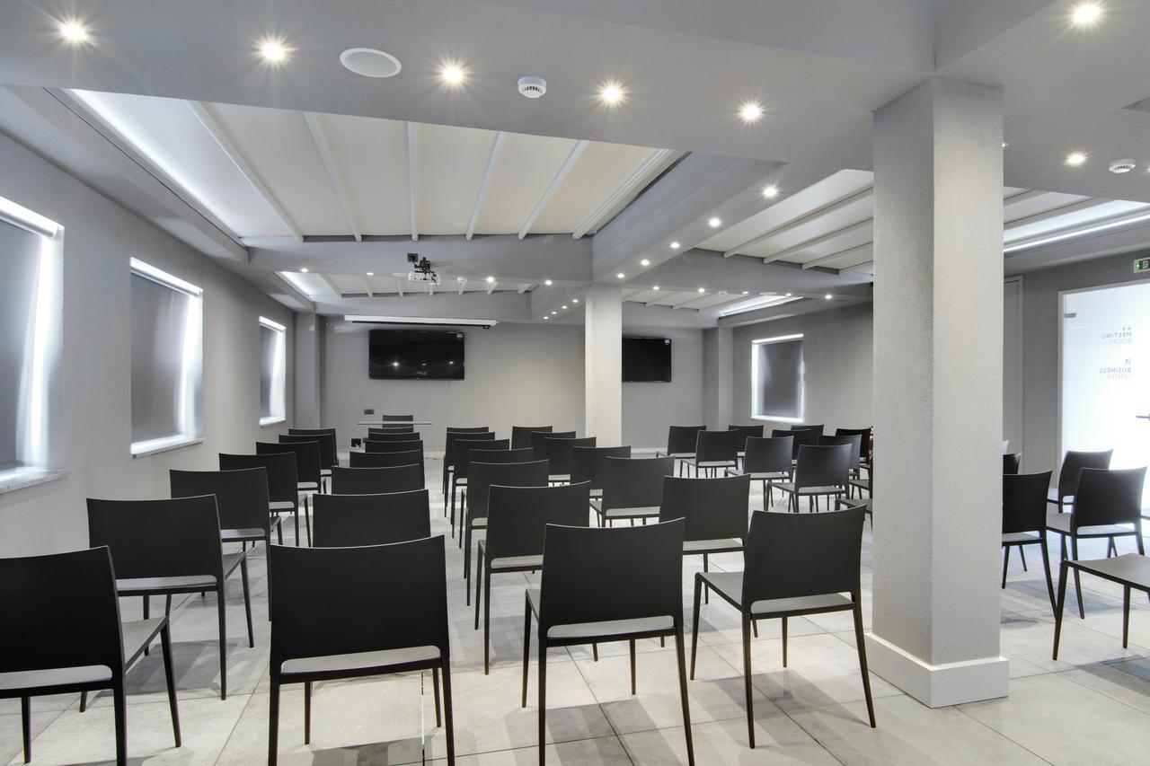Lake Spirit Boutique Hotel & Spa Ioannina Buitenkant foto